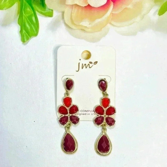 Red & Plum Color Statement Dangle Earrings - Picture 1 of 4